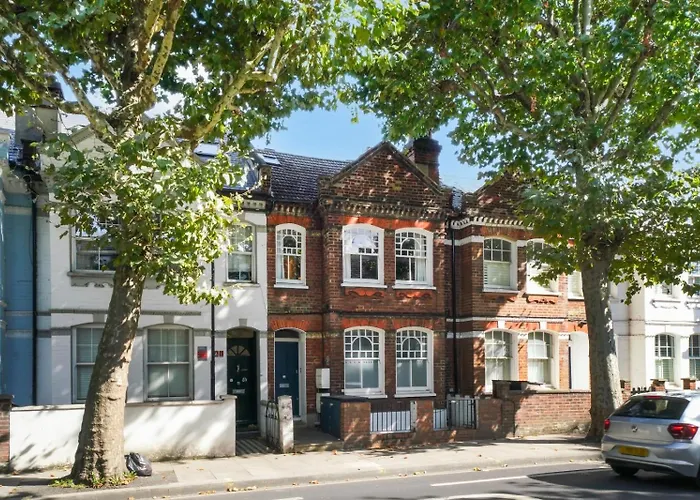 Chelsea Maisonette