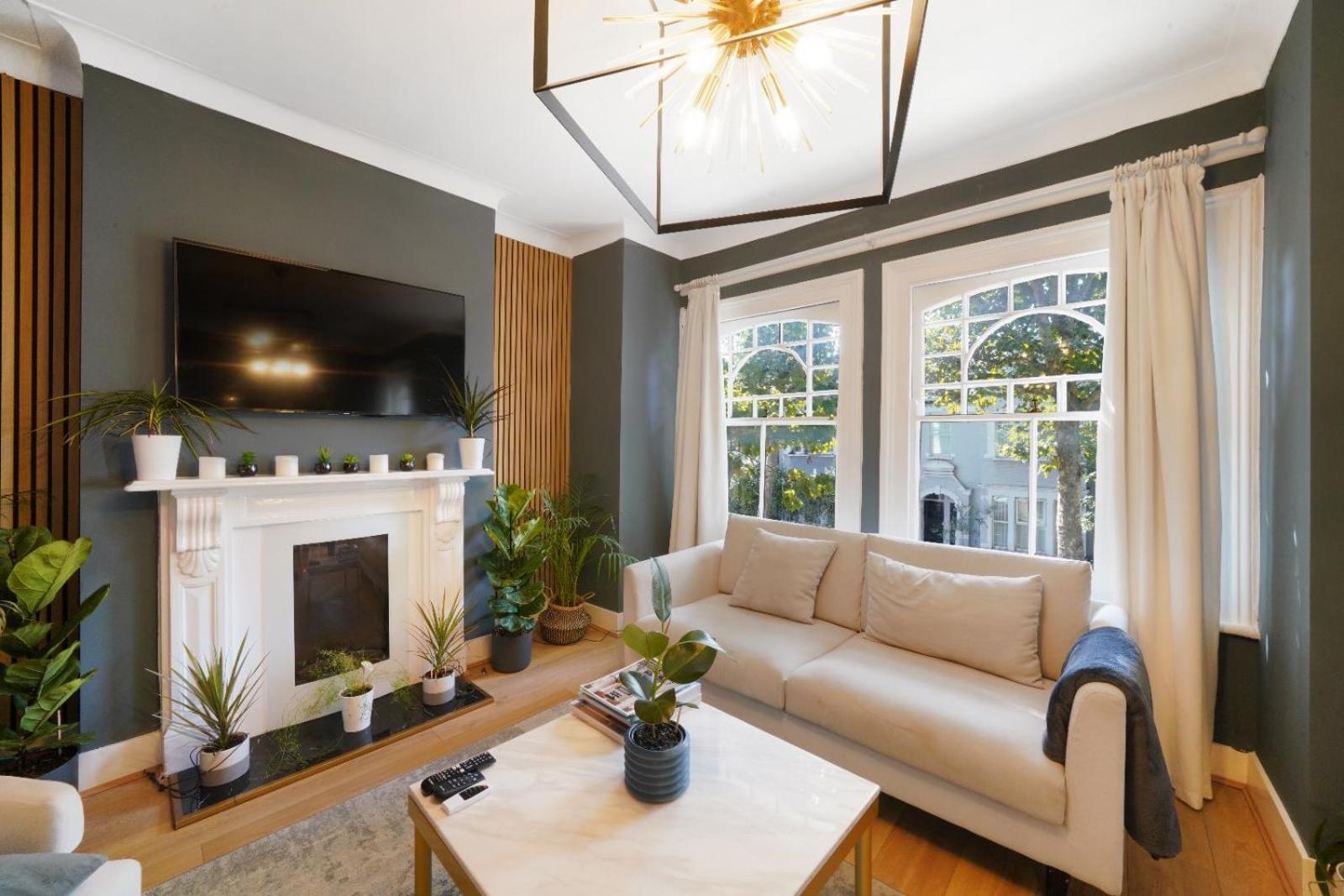 Chelsea Maisonette *